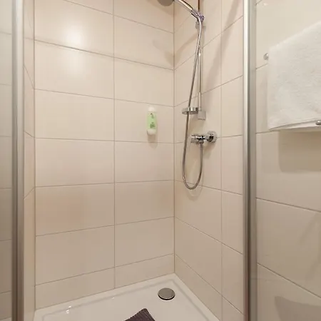 Alojamento de Acomodação e Pequeno-almoço Gaestezimmer Im Weingut Wolf 3*