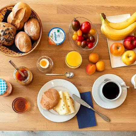 Gaestezimmer Im Weingut Wolf Großkarlbach