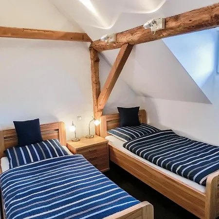 Gaestezimmer Im Weingut Wolf Panzió Großkarlbach